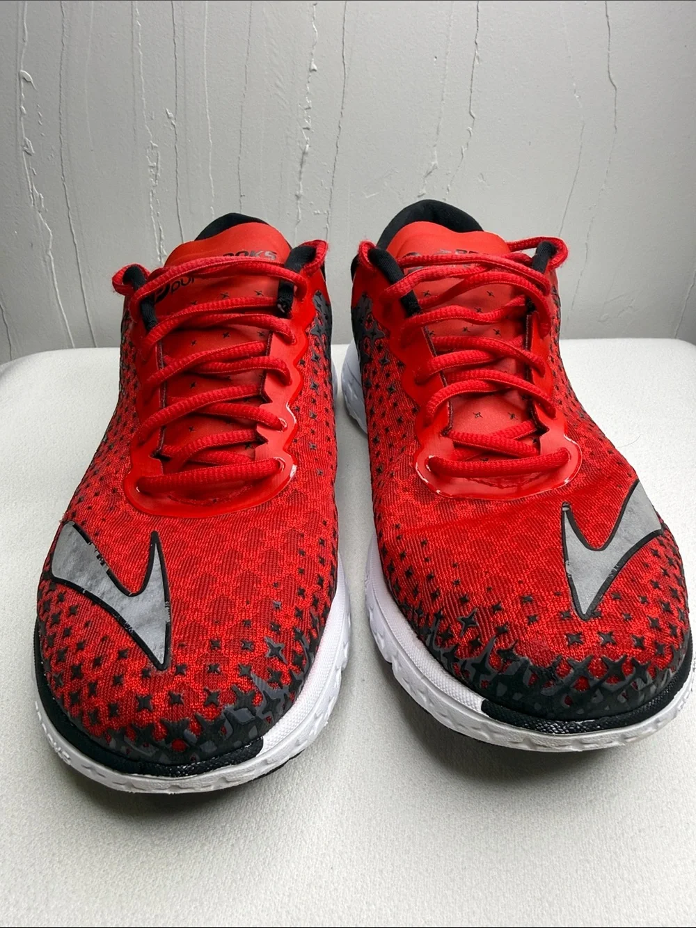 Brooks PureFlow 5 running shoes Ted & Black With White Midsole